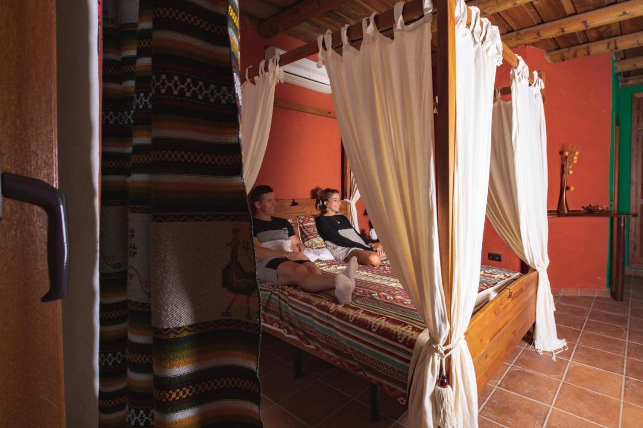 Tikal Boungalows Hotel Malcocinado  ภายนอก รูปภาพ